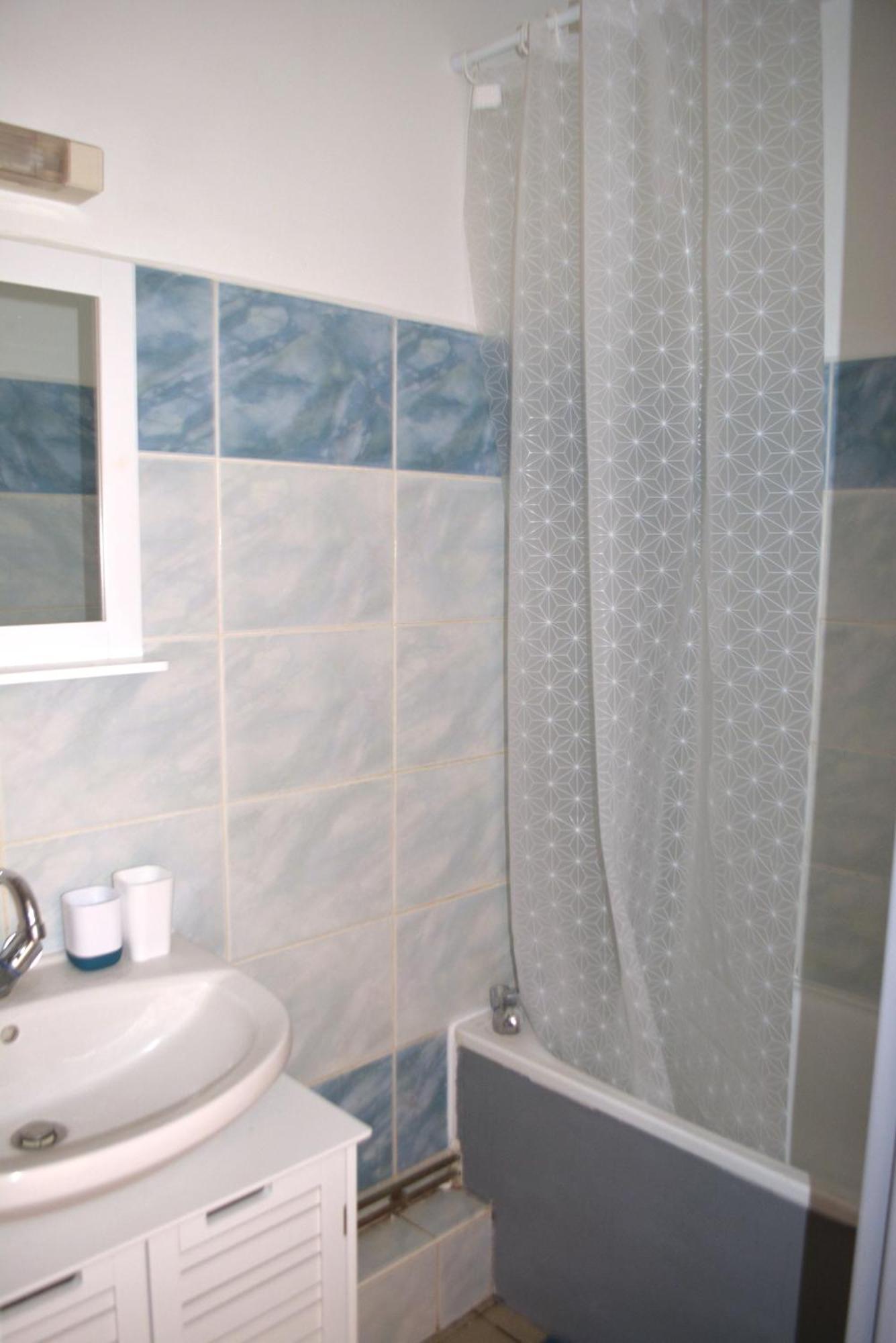 Comme Chez Soi - Studio Tout Equipe - By Sister Home Saint-Denis Exterior photo