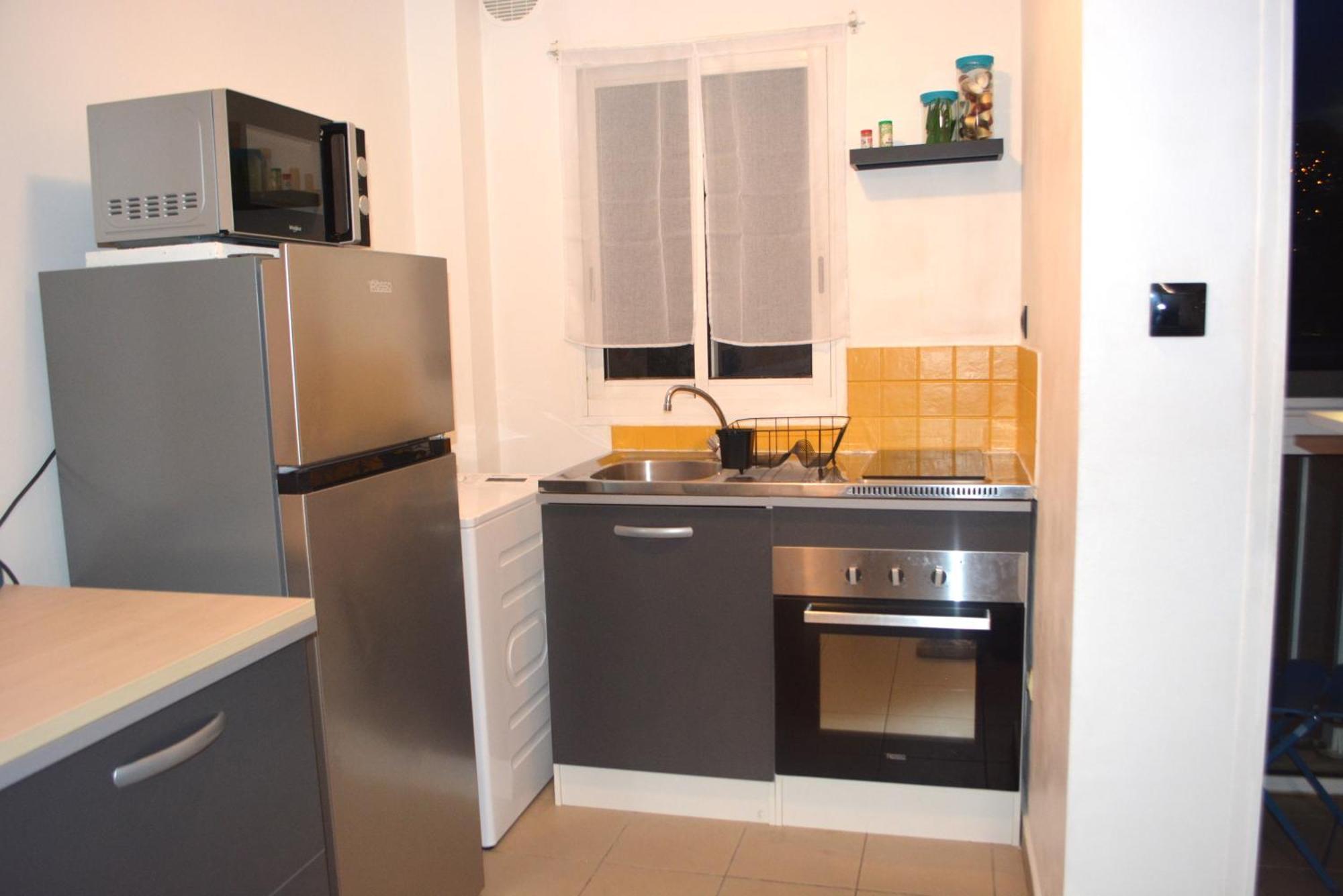 Comme Chez Soi - Studio Tout Equipe - By Sister Home Saint-Denis Exterior photo